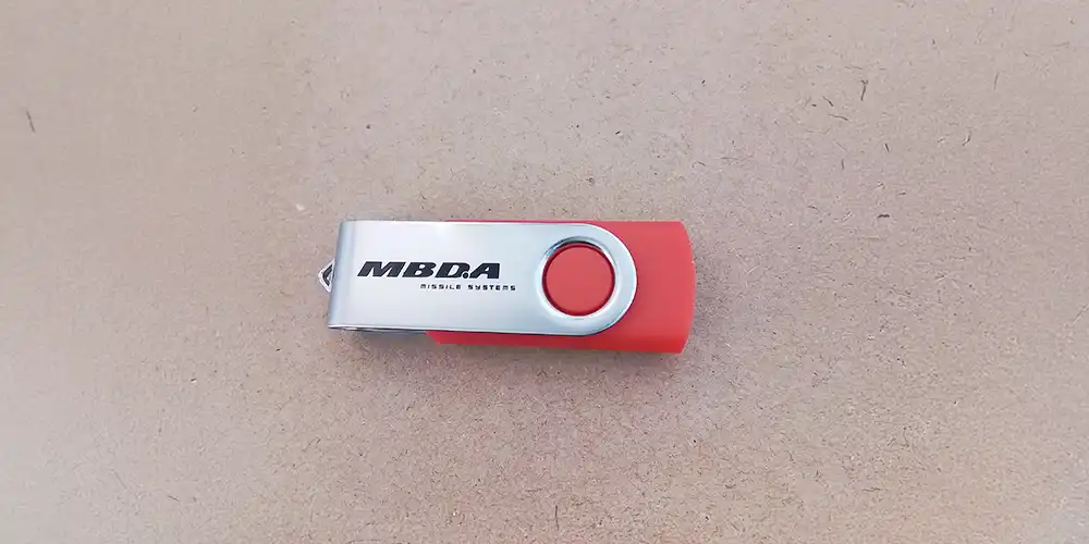 旋轉式隨身碟 ︱ MBDA